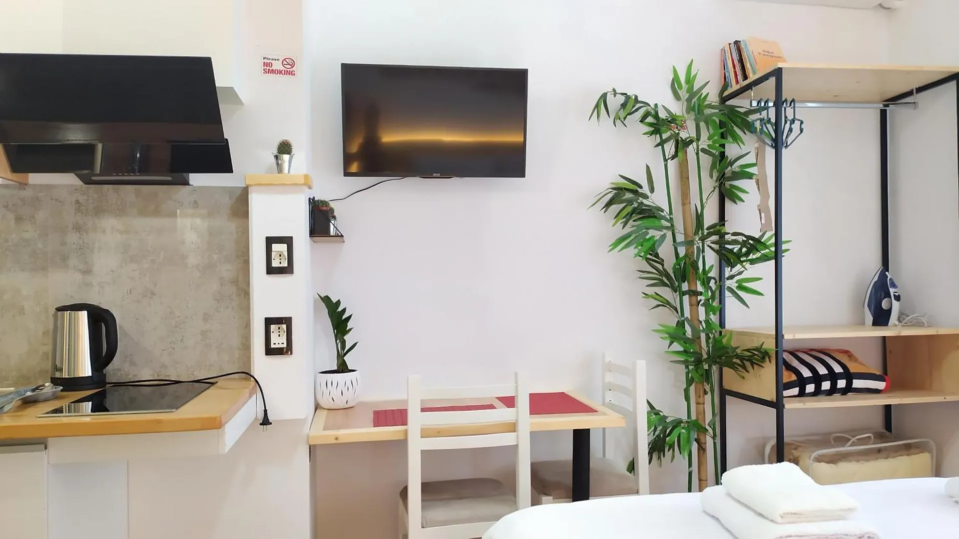 Apartment Beautiful Modern Studio In Bllok Tirana