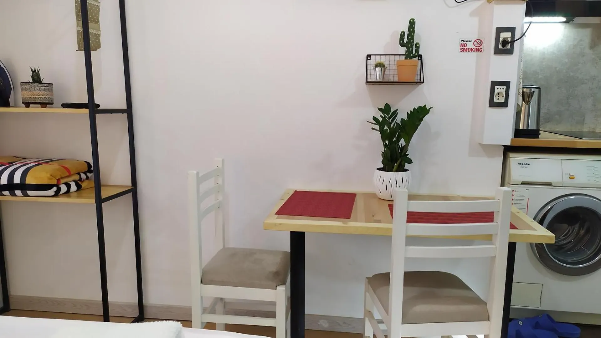 Beautiful Modern Studio In Bllok Tirana Albania