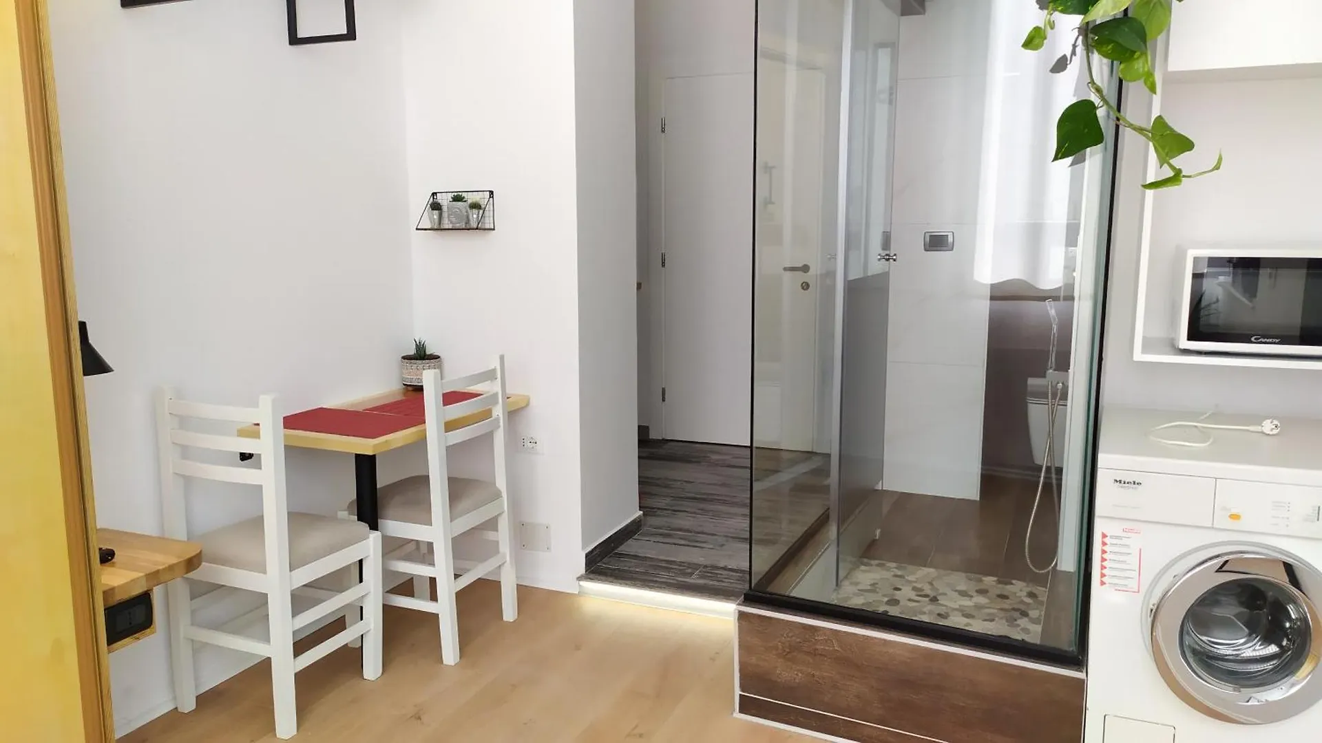 Beautiful Modern Studio In Bllok Tirana