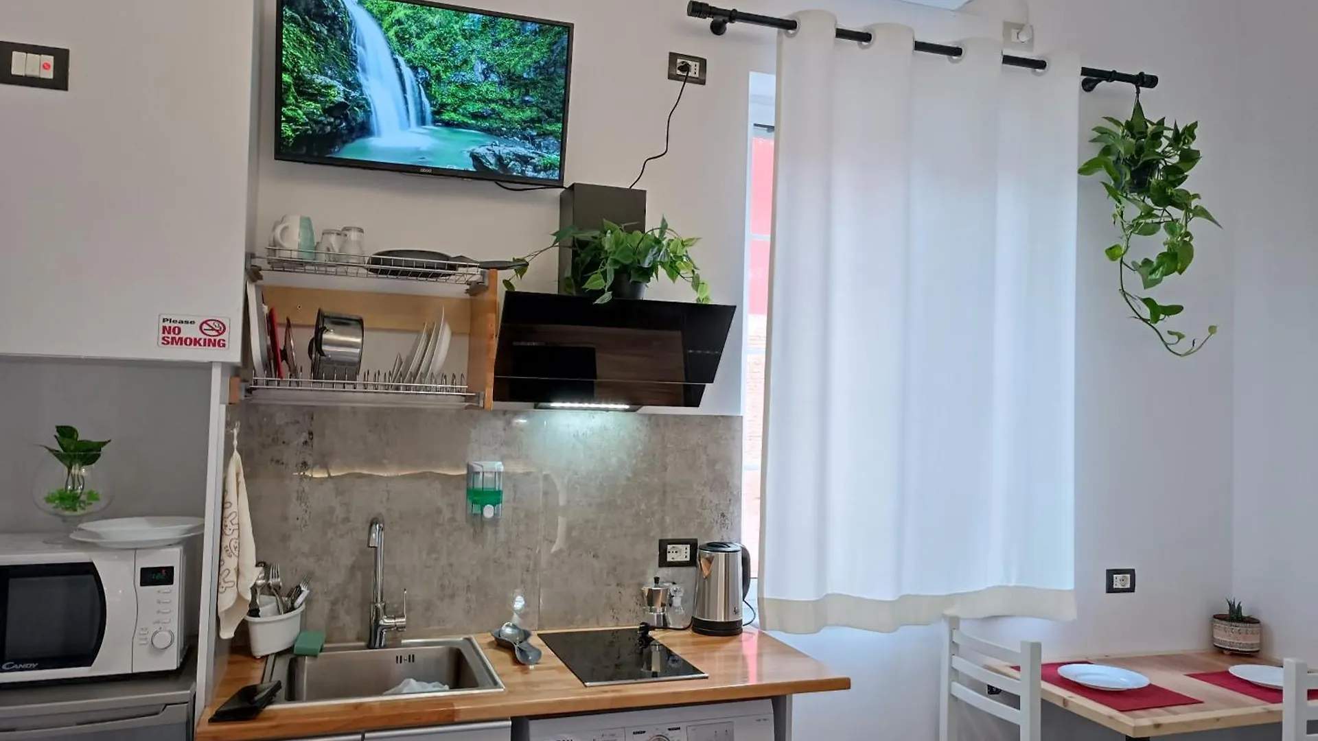 Beautiful Modern Studio In Bllok Tirana