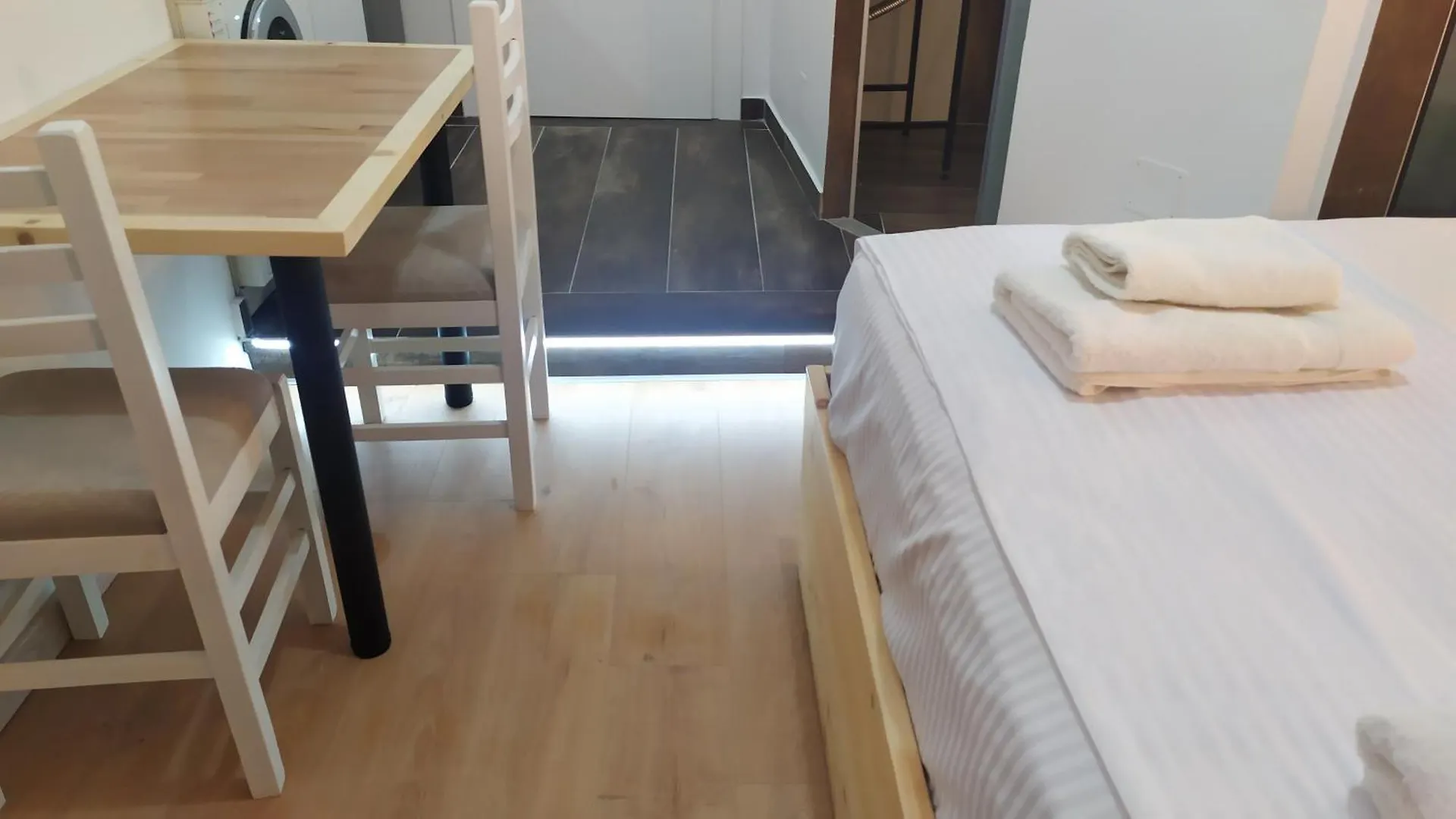 Beautiful Modern Studio In Bllok Tirana Albania