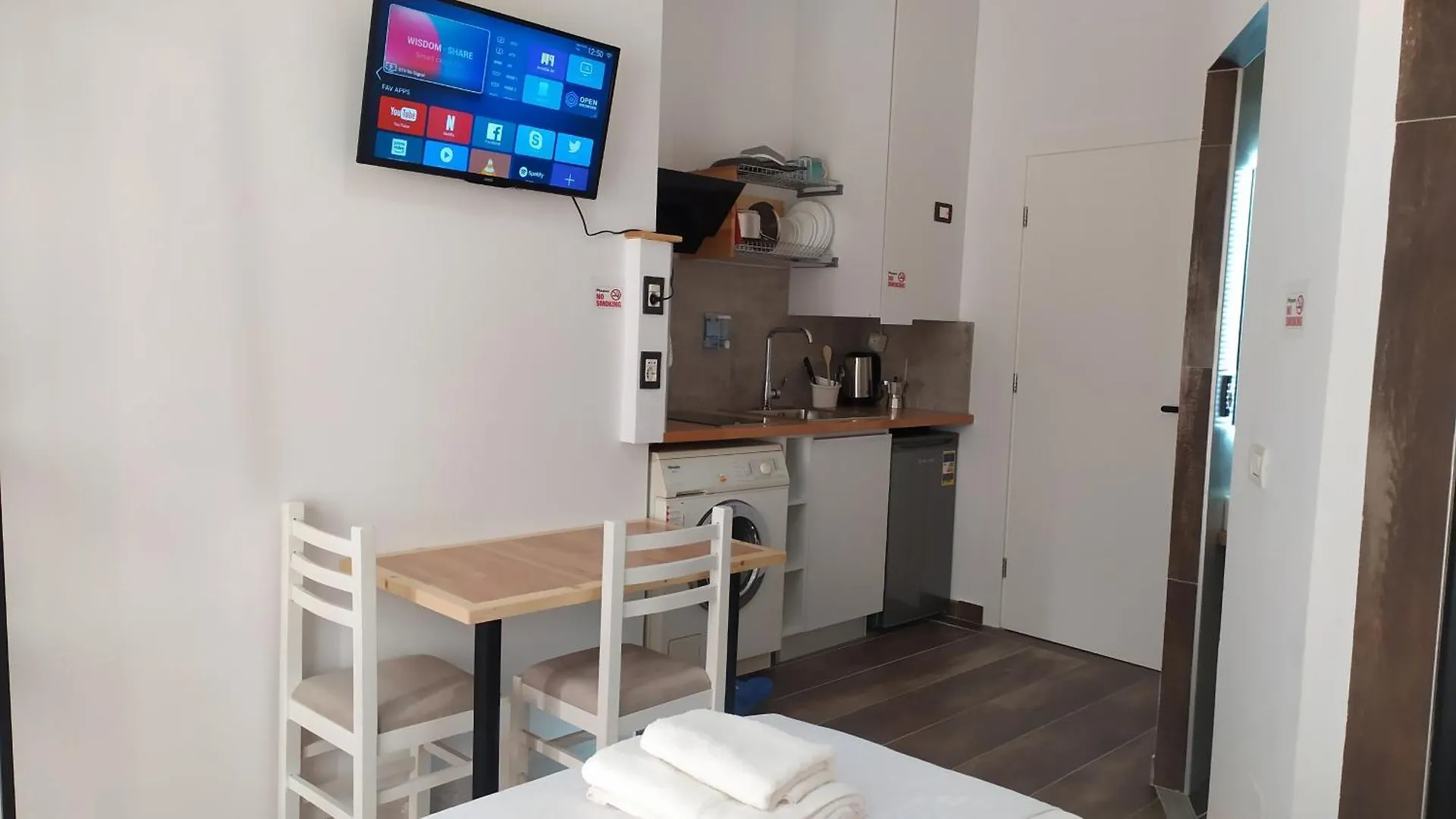 Beautiful Modern Studio In Bllok Tirana